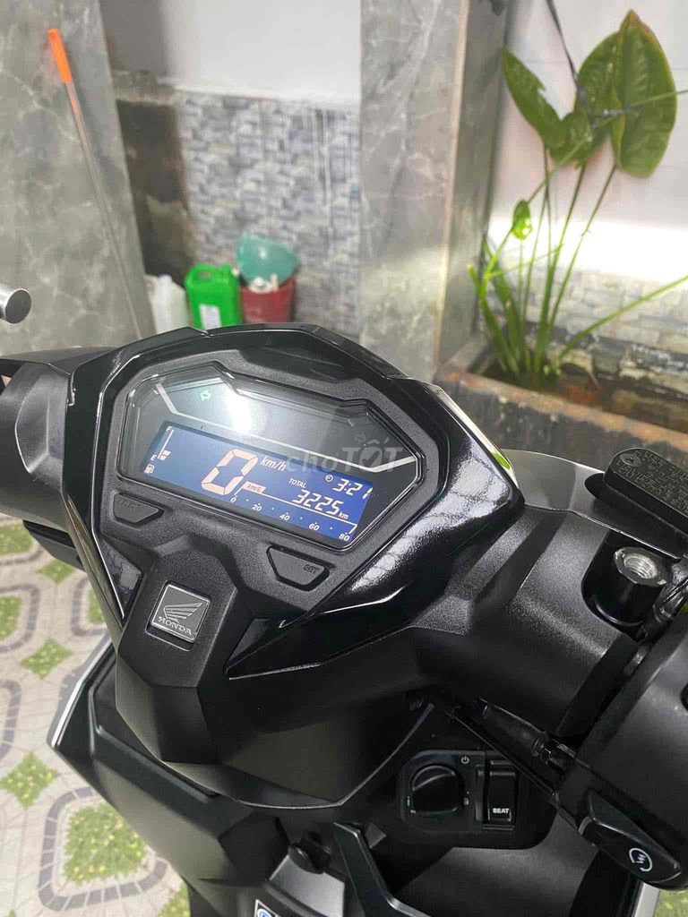 vario 125  dklđ 2025 . odo 3200 . bstp 9 chủ. Mua bán Xe máy tại Quận Bình Thạnh Tp Hồ Chí Minh được đăng bởi Thân Đức Tiến hình 4