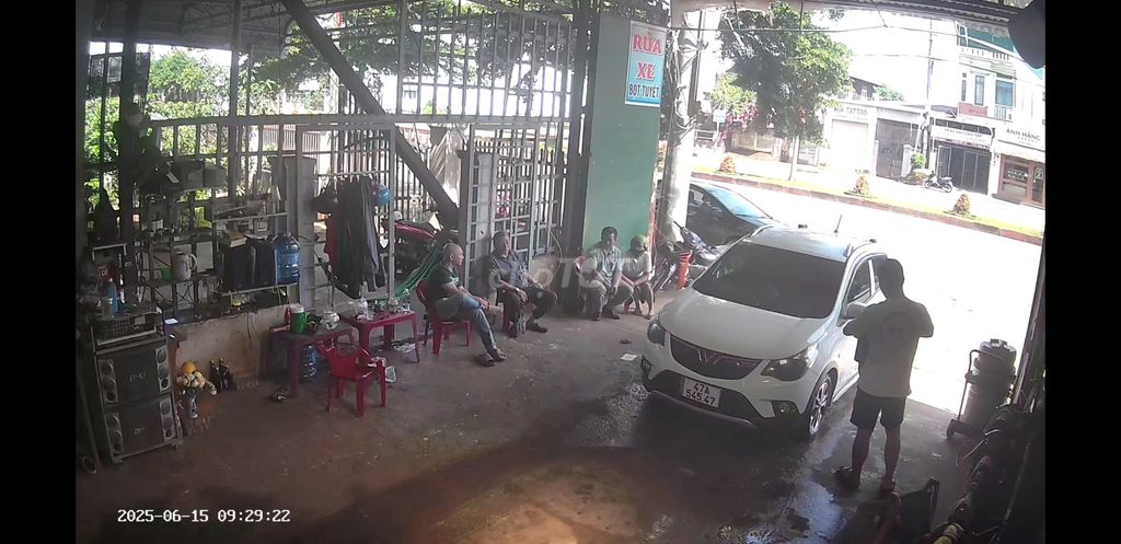 SANG NHƯỢNG QUÁN RỬA XE – VỊ TRÍ ĐẸP – KINH DOANH ỔN ĐỊNH