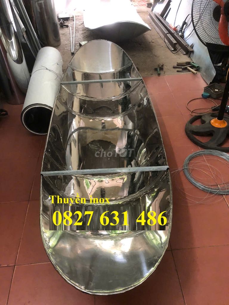 Thuyền vớt rác, Thuyền vớt bèo, Thuyền thả lưới. Mua bán Đồ thể thao, Dã ngoại tại Thị xã Mỹ Hào Hưng Yên được đăng bởi Chi Trần hình 1