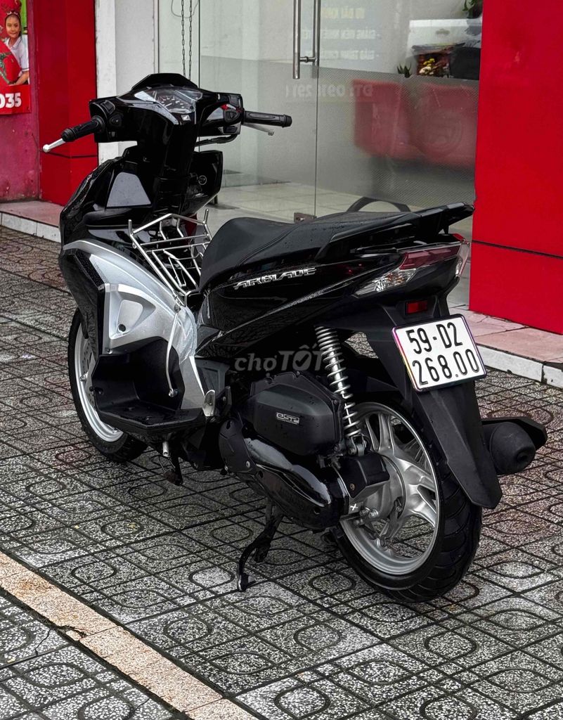 Honda Air Blade 125 2016 Черный глянцевый держатель bstp 9