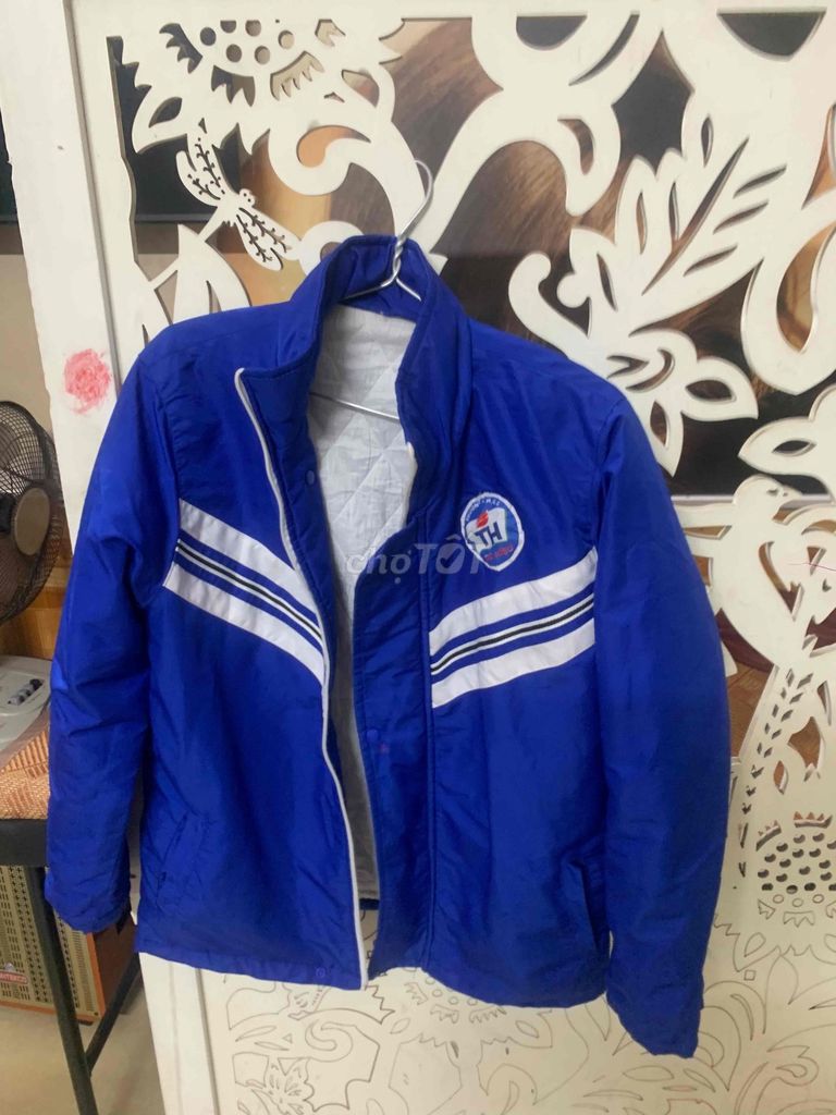 Áo khoác vải dù unisex size Lớp 7-8 xanh dương. Mua bán Quần áo tại Quận Lê Chân Hải Phòng được đăng bởi Tuyết hình 1