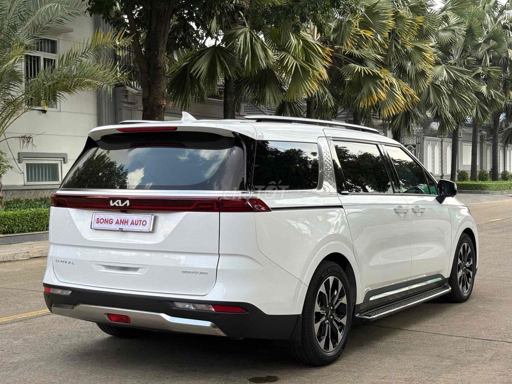 Kia Carnival 2023 Signature 2.2D - 70000 km. Mua bán Ô tô tại Thành phố Dĩ An Bình Dương được đăng bởi Quốc Thái  hình 3