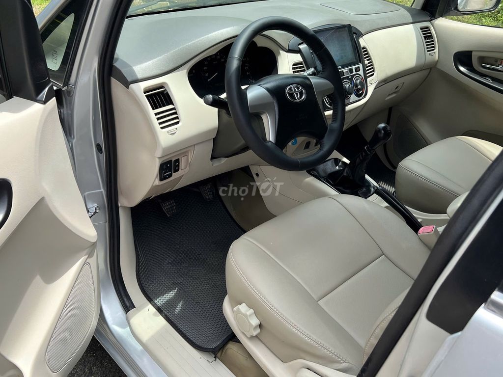 Toyota Innova 2014, модельный ряд 2015, механика