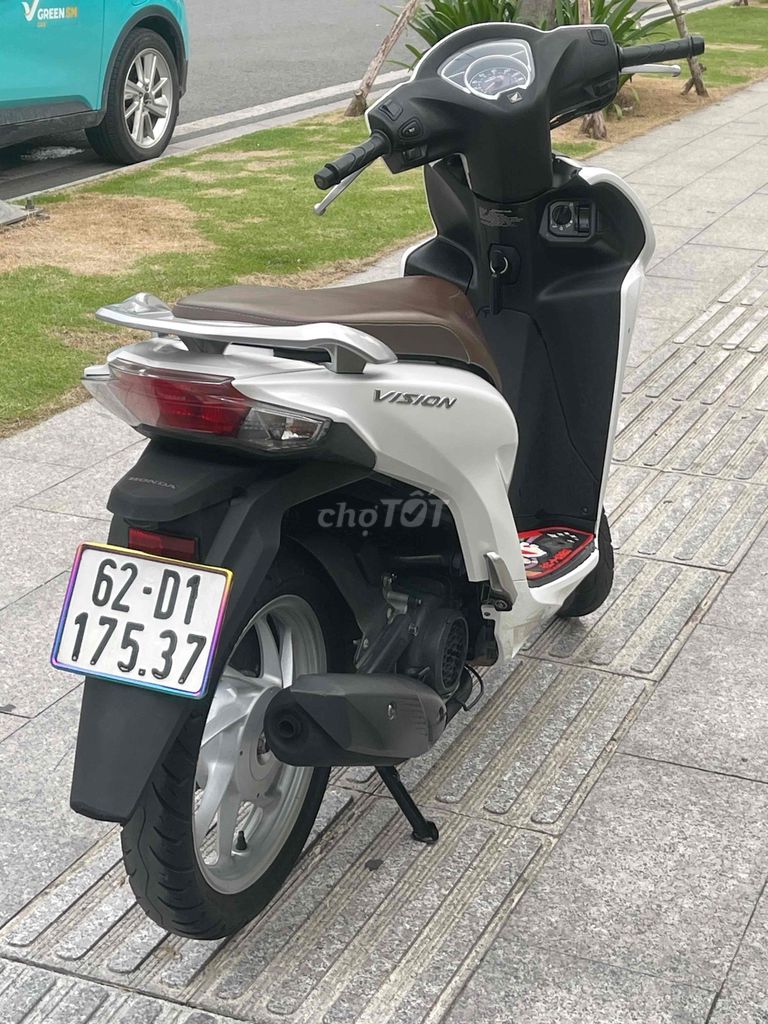 Белая машина Honda Vision 2023 Smartkey из цинка 100%