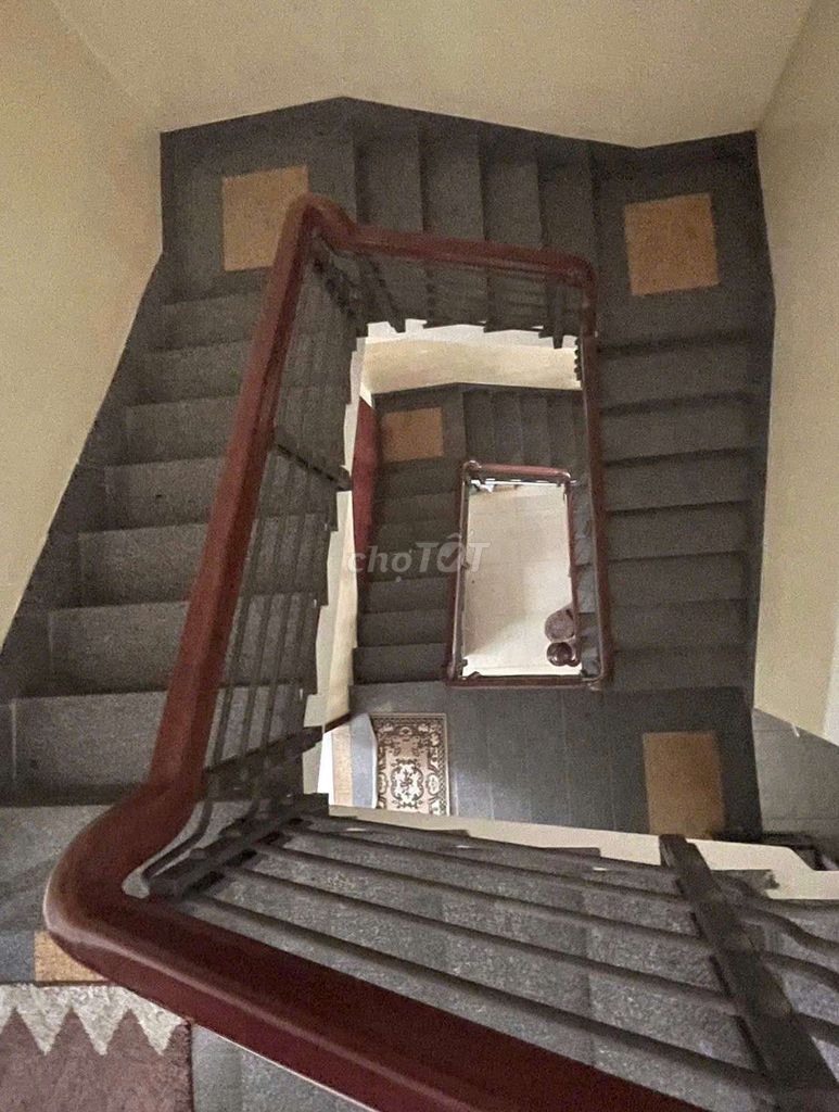 Cần bán nhà 3 tầng lầu ở quy nhơn bình định Cần bán nhà 3 tầng lầu ở quy nhơn bình định