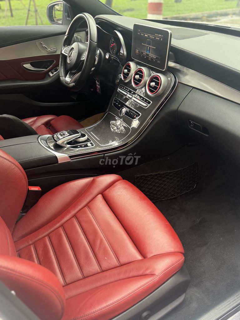Mercedes Benz C Class 2017 C300 AMG - 42000 km. Mua bán Ô tô tại Quận Gò Vấp Tp Hồ Chí Minh được đăng bởi Đông Hy hình 5