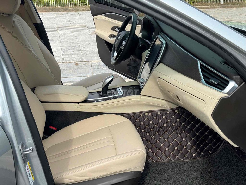 VinFast Lux A2.0 2021 Premium 2.0 AT - 100000 km. Mua bán Ô tô tại Quận Thanh Xuân Hà Nội được đăng bởi Trần Quang Huy hình 7