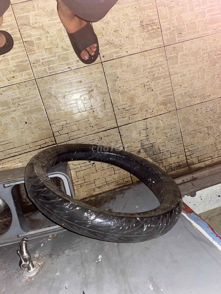 Vỏ không ruột MAXXIP ( vỏ sau )  chính hãng shop. Mua bán Phụ tùng xe tại Quận 10 Tp Hồ Chí Minh được đăng bởi Võ Hữu Huy hình 1