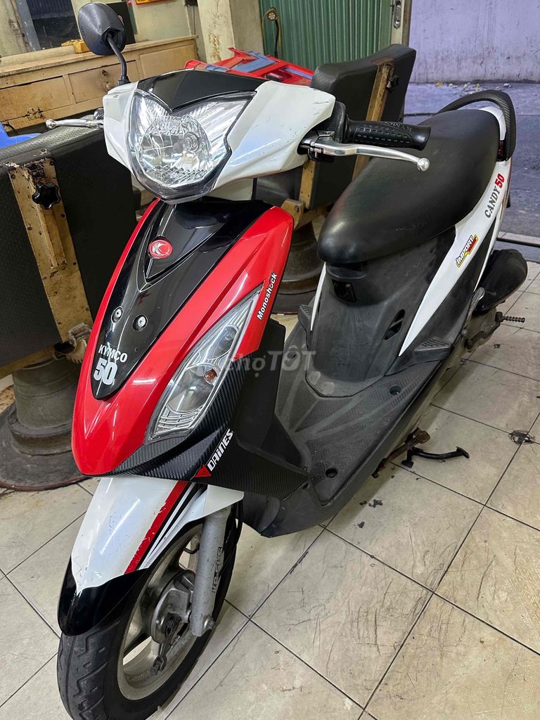 Kymco candy 50cc giành cho học sinh. Xe Đẹp. Mua bán Xe máy tại Quận Bình Thạnh Tp Hồ Chí Minh được đăng bởi Lê Nhân hình 1