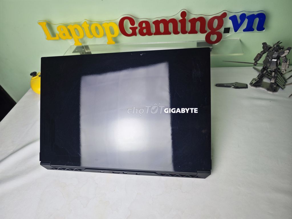 GIgabyte i7-13620H, 16G, RTX 4050 6G,BH 24/10/2027. Mua bán Laptop tại Quận Tân Bình Tp Hồ Chí Minh được đăng bởi Laptop Gaming VN hình 1