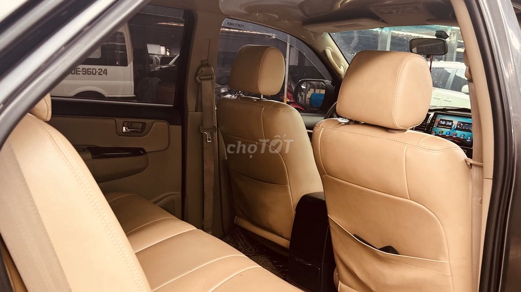 Toyota Fortuner, серый, 156 047 км