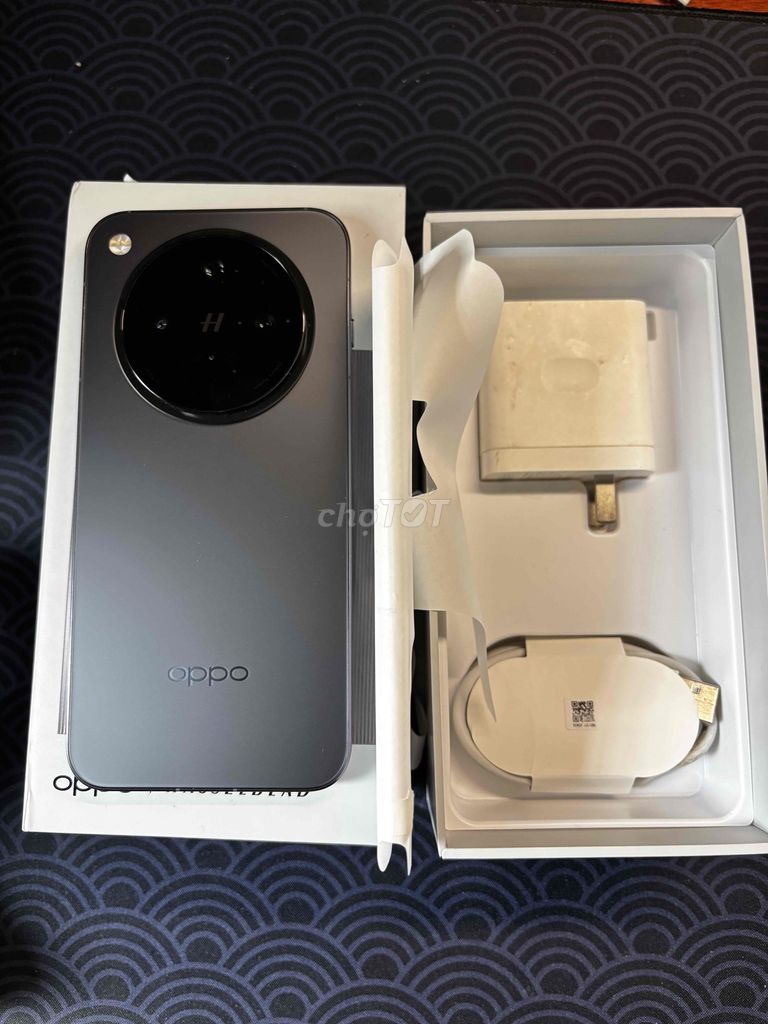 Oppo Find X8 12GB/256GB Xám. Mua bán Điện thoại tại Quận Long Biên Hà Nội được đăng bởi Huy Quang hình 1
