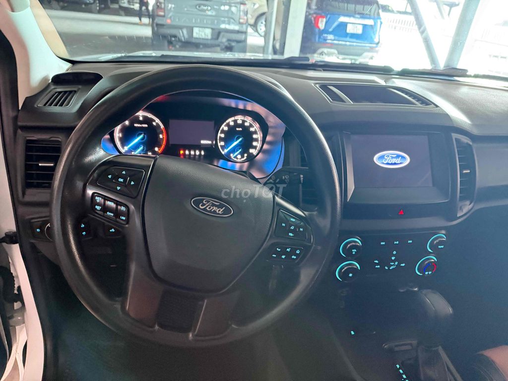 Ranger 2022 XLS AT xe zin nguyên bản.. Mua bán Ô tô tại Quận 1 Tp Hồ Chí Minh được đăng bởi Quynh Nguyen hình 2