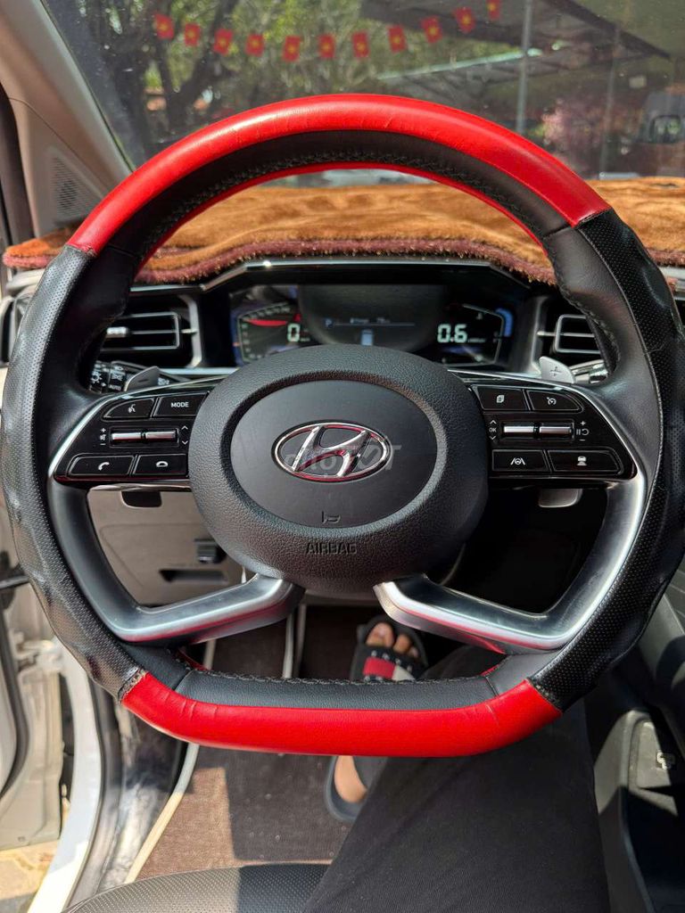 Hyundai Custin Đặc biệt 2.0 Turbo 2024 Белый