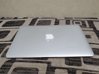 Macbook air 2013 11 inch MD511 i5 1.3g 4g 128g