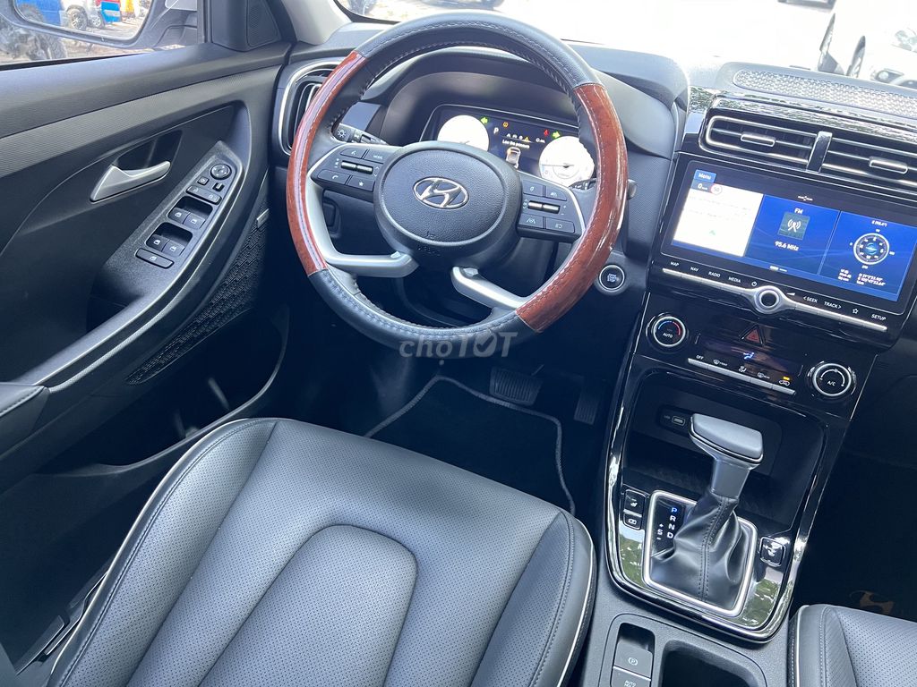 Hyundai Creta cao cấp 2023 “8 nghìn km” như mới 6x. Mua bán Ô tô tại Quận Cầu Giấy Hà Nội được đăng bởi Xe Cũ Dương Đô hình 7