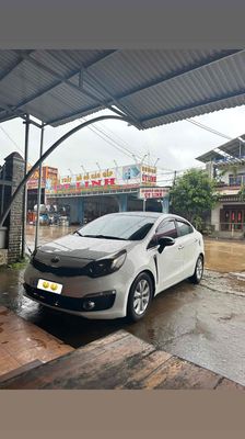 KIA Rio 2014 Trắng 130.000 km