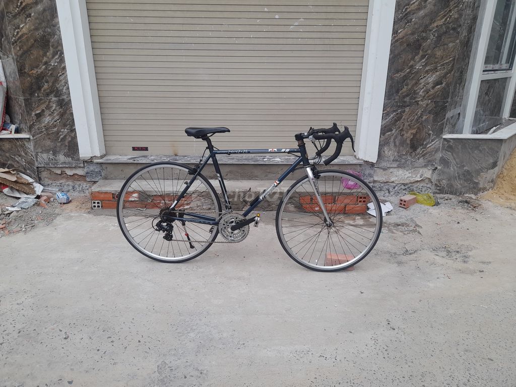 XE ĐUA 700C ANH QUỐC RALEIGH GROUP SHIMANO