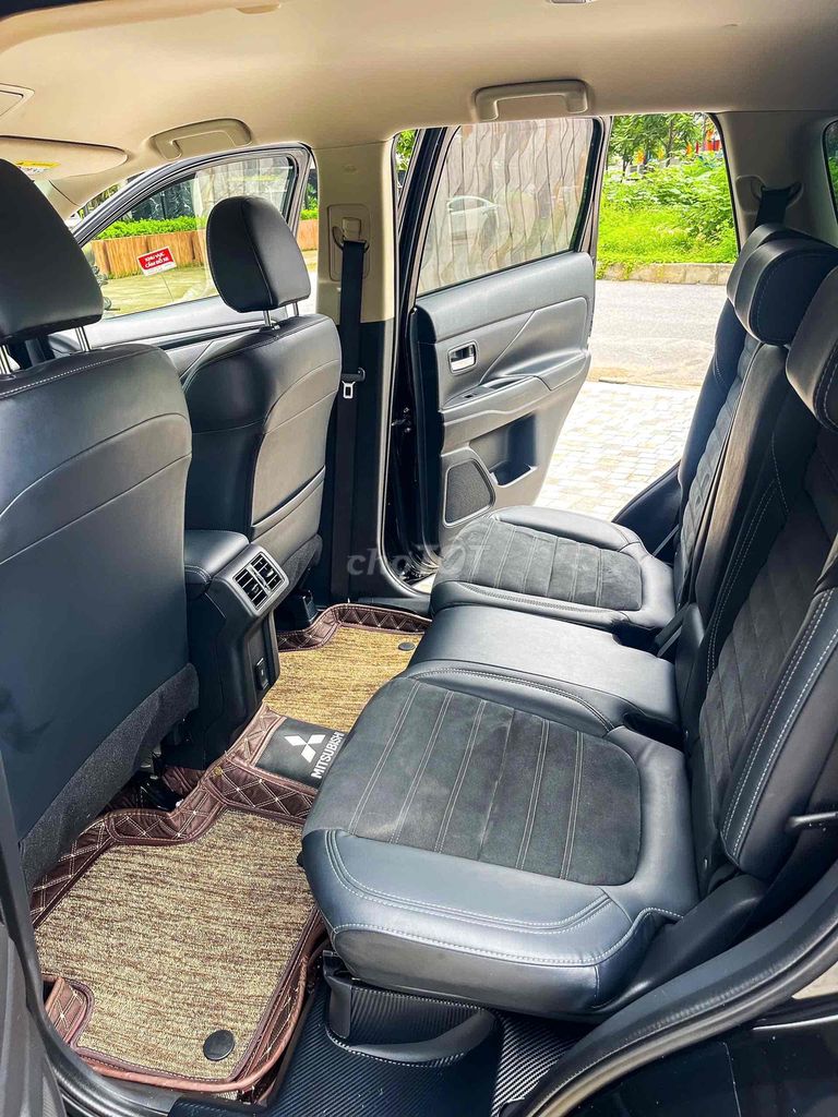 Mitsubishi Outlander 2022 2.0 CVT - 650000 km