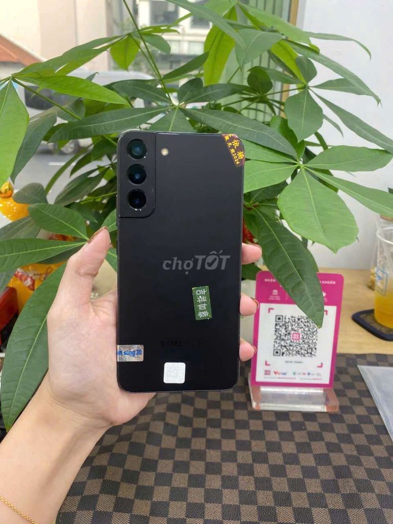 Samsung Galaxy S22 Plus 256GB Đen, BH dài. Mua bán Điện thoại tại Thành phố Thủ Đức Tp Hồ Chí Minh được đăng bởi Minh phương hình 1