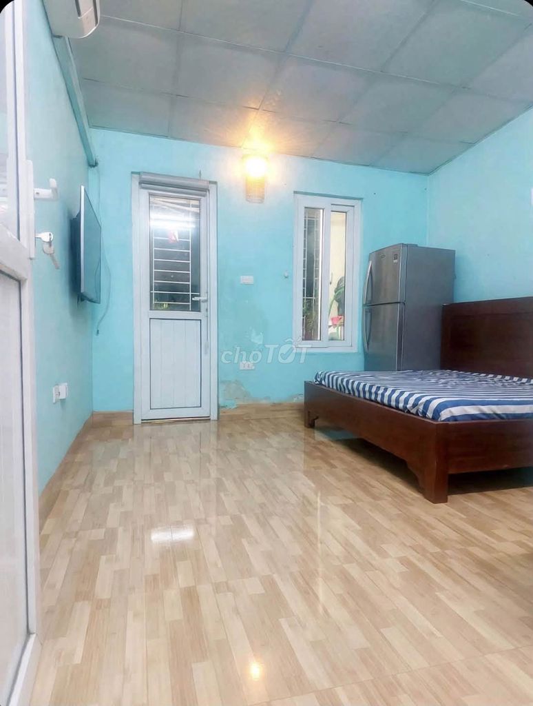 Дом в аренду 40м2, 2 этажа, 2 спальни, Au Co, Tay Ho