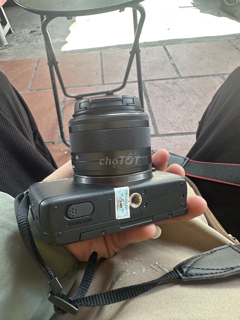 Máy ảnh Canon EOS M10 Đen 15-45mm. Mua bán Máy ảnh, Máy quay tại Huyện Hóc Môn Tp Hồ Chí Minh được đăng bởi Bom Nguyên Tử hình 1