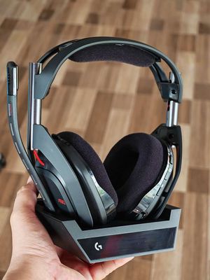 Tai nghe không dây Logitech Astro A50 gen 5. Mua bán Tivi, Âm thanh tại Quận Gò Vấp Tp Hồ Chí Minh được đăng bởi Lê Tâm