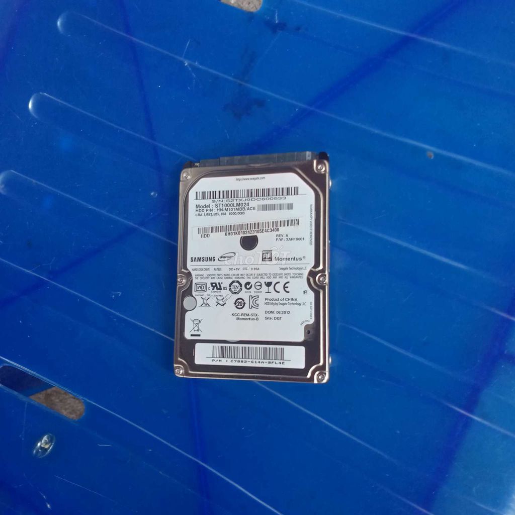 Hdd laptop  1TB Samsung.  320k