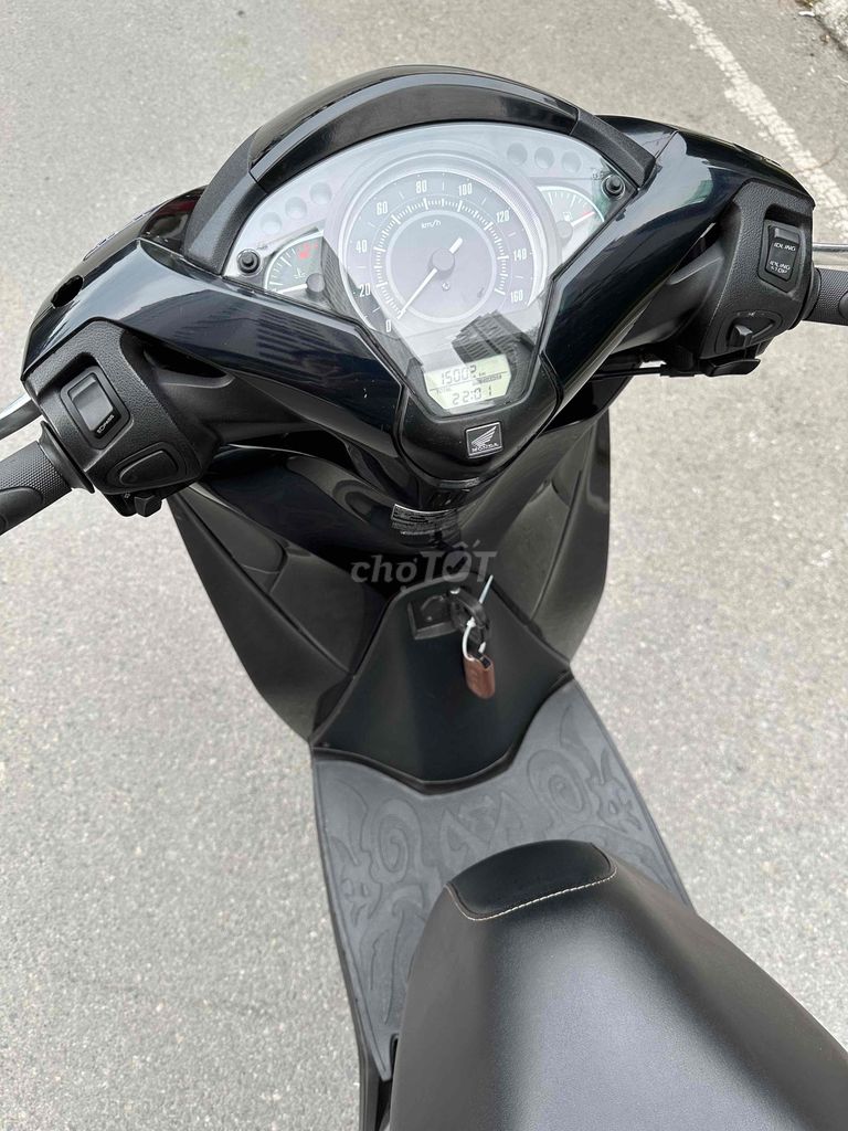 SH Việt Nam 2017! 125 phanh Cbs . máy zin - 9 chủ. Mua bán Xe máy tại Quận Hoàng Mai Hà Nội được đăng bởi Xe Máy Quân Oanh  hình 5