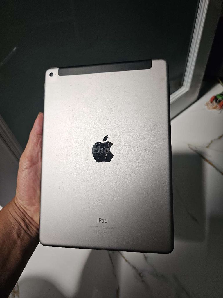 Apple iPad Air 128GB Bạc. Mua bán Máy tính bảng tại Quận 8 Tp Hồ Chí Minh được đăng bởi tuấn hải hình 1