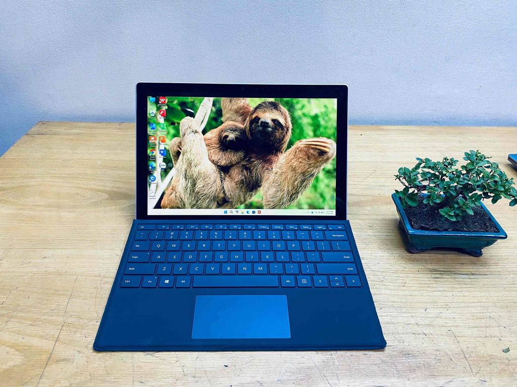 Microsoft Surface Pro 7 i5-1035G4 12.3" 8GB/128GB. Mua bán Máy tính bảng tại Thành phố Thủ Dầu Một Bình Dương được đăng bởi Laptop Cũ Bình Dương Huỳnh Gia hình 1