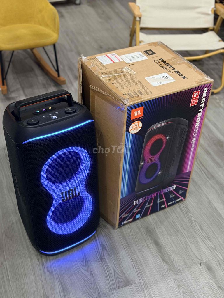 Loa JBL Partybox Club 120 chính hãng. Mua bán Tivi, Âm thanh tại Quận Liên Chiểu Đà Nẵng được đăng bởi Tuấn Lĩnh hình 1