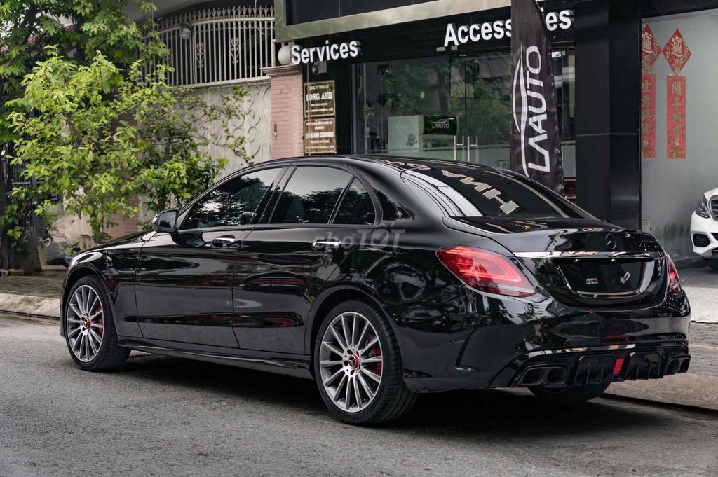LONG ANH AUTO về Mercedes C300 AMG model 2018. Mua bán Ô tô tại Quận 7 Tp Hồ Chí Minh được đăng bởi LongAnh AuTo  hình 19