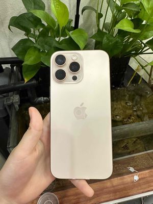 iPhone 16 Pro Max Vàng