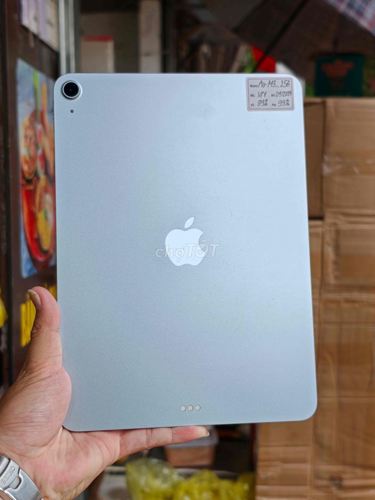 Apple iPad Air M3 256Gb Bạc VN. Mua bán Máy tính bảng tại Quận Đống Đa Hà Nội được đăng bởi Trần Quốc Văn iCleanshop hình 1