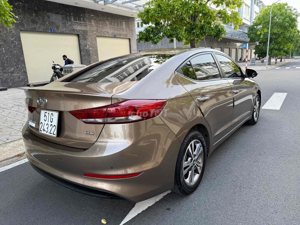 Hyundai Elantra 2016 1.6 AT - 75678 km. Mua bán Ô tô tại Thành phố Biên Hòa Đồng Nai được đăng bởi Nguyễn Long hình 5