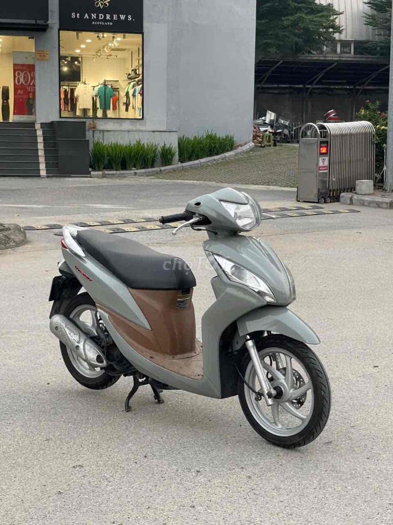 Honda Vision, серый