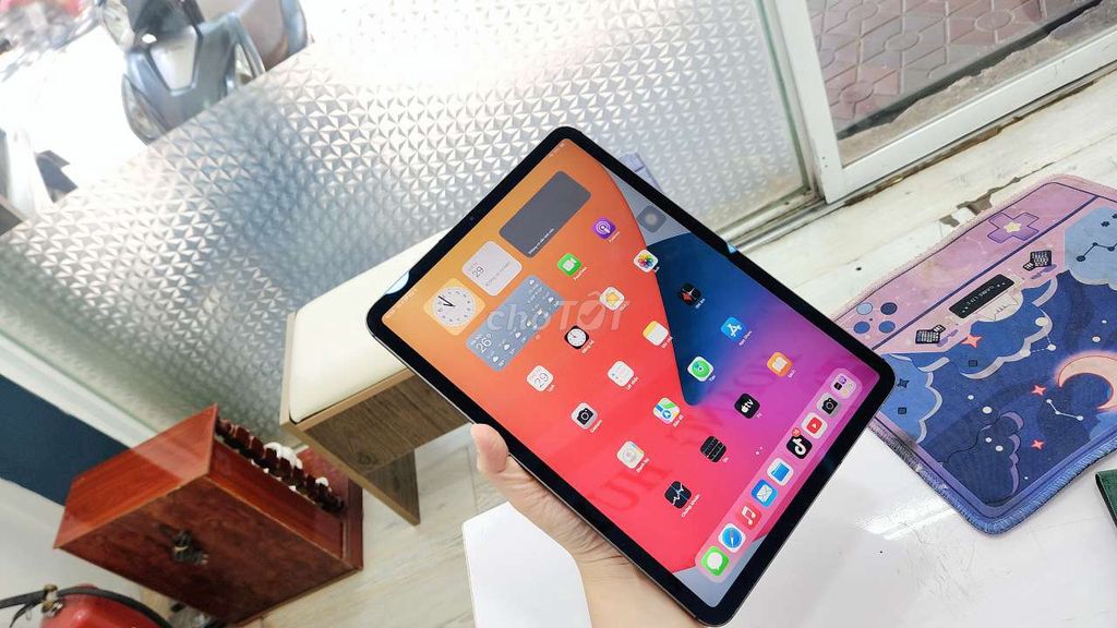 Apple iPad Pro 11 inch 64GB Wifi. Mua bán Máy tính bảng tại Quận Ninh Kiều Cần Thơ được đăng bởi  HUYNH GHI hình 1