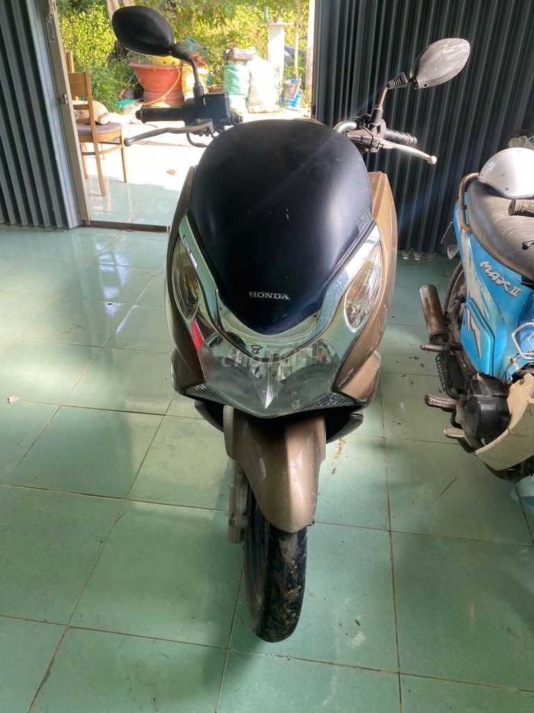 Honda PCX 2012 màu Nâu. Mua bán Xe máy tại Quận Ô Môn Cần Thơ được đăng bởi Cty an tinh phát dat hình 5