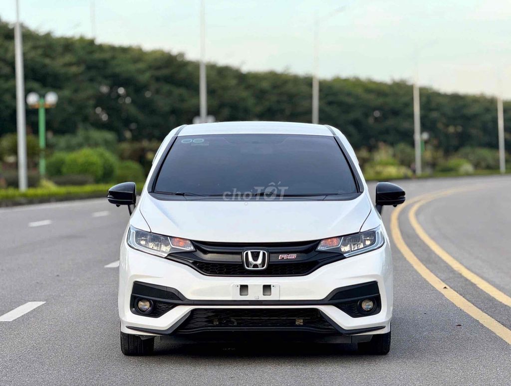 Honda Jazz 2018 RS đăng ký 2019 màu trắng nhập