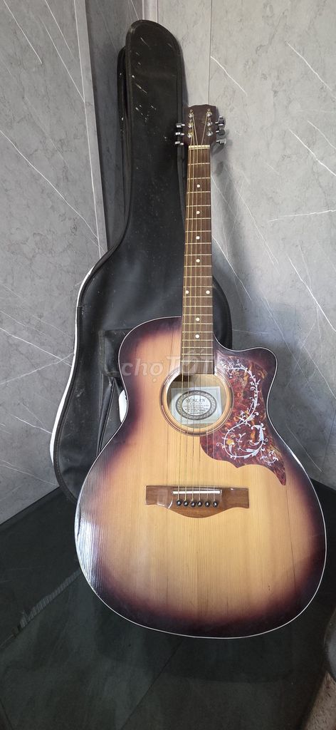 Đàn guitar điện Nâu Như mới. Mua bán Nhạc cụ tại Quận Ngũ Hành Sơn Đà Nẵng được đăng bởi Huỳnh hình 1