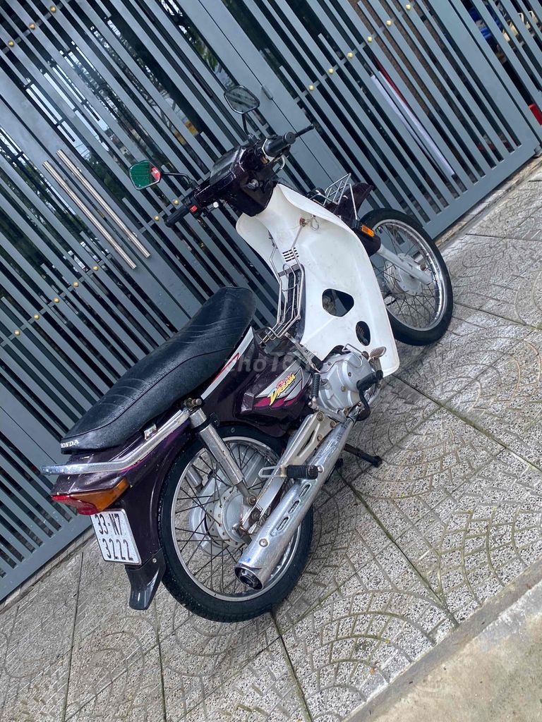Bán honda supper dream việc máy ring êm chất đẹp. Mua bán Xe máy tại Quận Liên Chiểu Đà Nẵng được đăng bởi Tuấn hình 2
