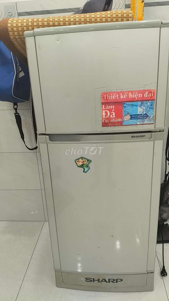 Thanh lý Tủ lạnh Sharp -165l. Mua bán Tủ lạnh tại Quận 8 Tp Hồ Chí Minh được đăng bởi Điền hình 1