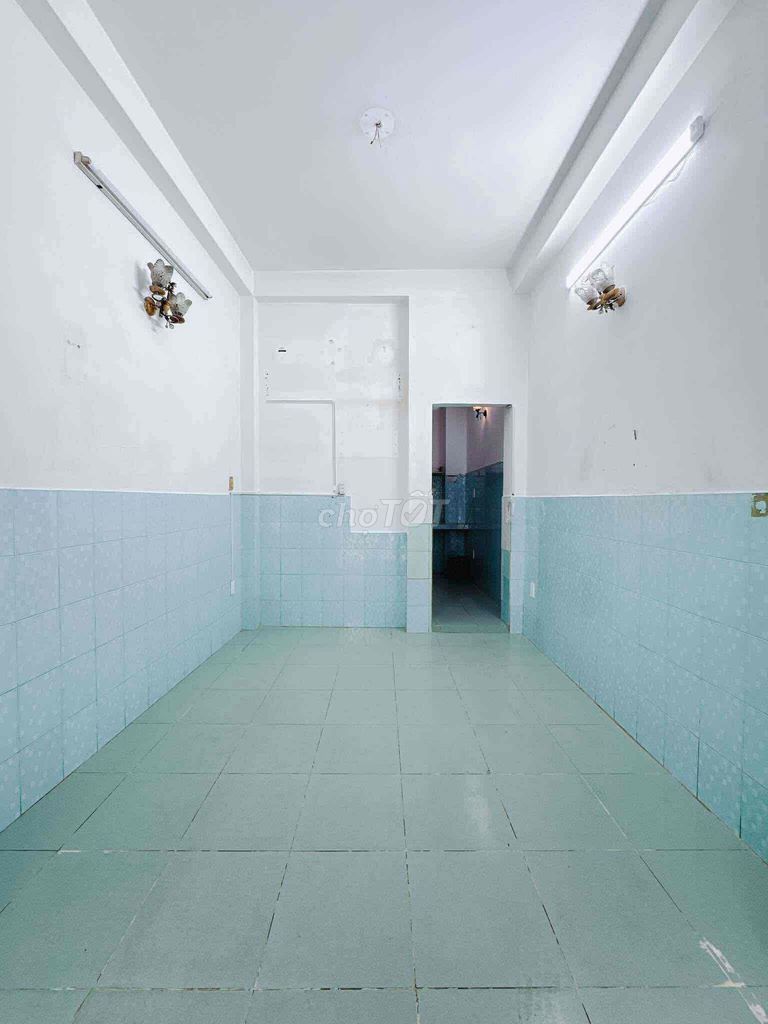 Q4, Tôn Đản, 4 Tầng, Ngang 3 x 8, Khu Dân Cư Hiện Hữu, 3.99 Tỷ Đường Tôn Đản, Phường 4, Quận 4, Tp Hồ Chí Minh Quận 4 Tp Hồ Chí Minh