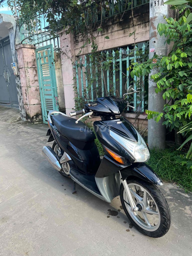 Cần bán xe click máy móc zin êm . Giấy tờ đầy đủ. Mua bán Xe máy tại Thành phố Biên Hòa Đồng Nai được đăng bởi Minh hình 4