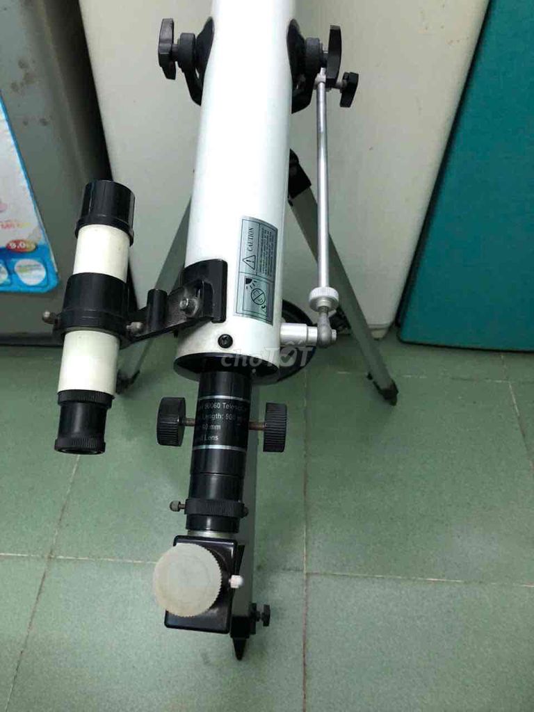 Kính thiên văn 90060 Kim loại Trắng, Đen. Mua bán Sở thích khác tại Quận 10 Tp Hồ Chí Minh được đăng bởi Vũ Tâm hình 1