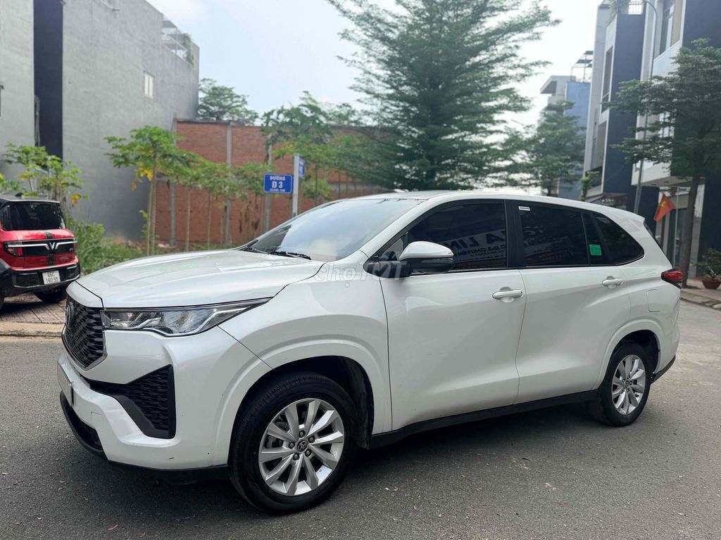 Toyota Innova cross 2024 V cao cấp 1 chủ zin đẹp. Mua bán Ô tô tại Thành phố Thuận An Bình Dương được đăng bởi Kim Nam Auto Tom  hình 1