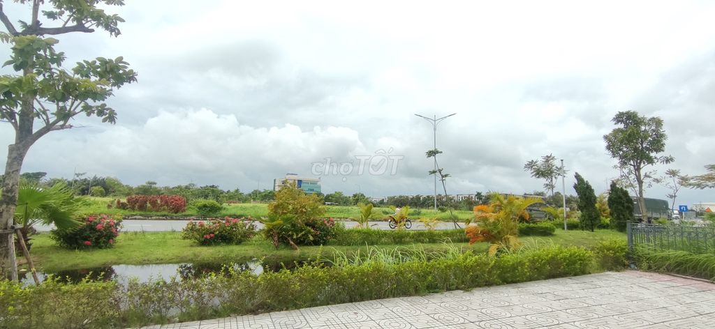 Bán 2 shophouse vị trí vàng tại Centa Riverside, TP. Từ Sơn, Bắc Ninh. Mua bán văn phòng, mặt bằng kinh doanh tại Thị xã Từ Sơn Bắc Ninh được đăng bởi Hoàng Ngọc Lan hình 3