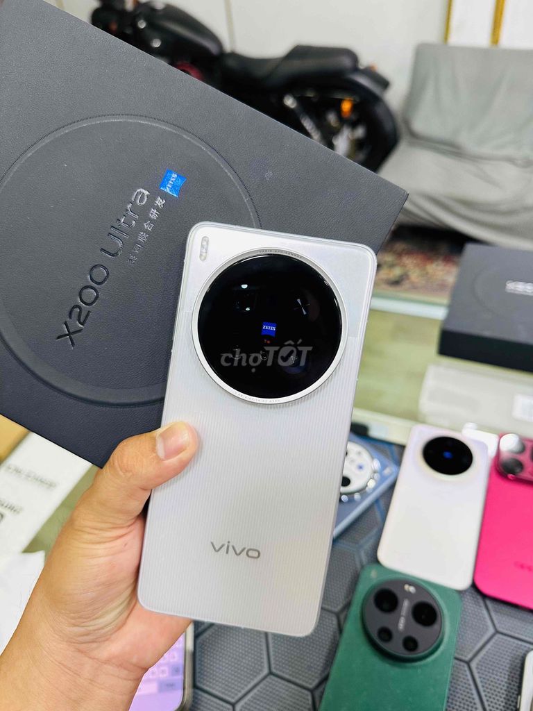 Vivo X200 Ultra Bản 16/512GB. Mua bán Điện thoại tại Thành phố Tây Ninh Tây Ninh được đăng bởi Công Minh Mobile hình 1