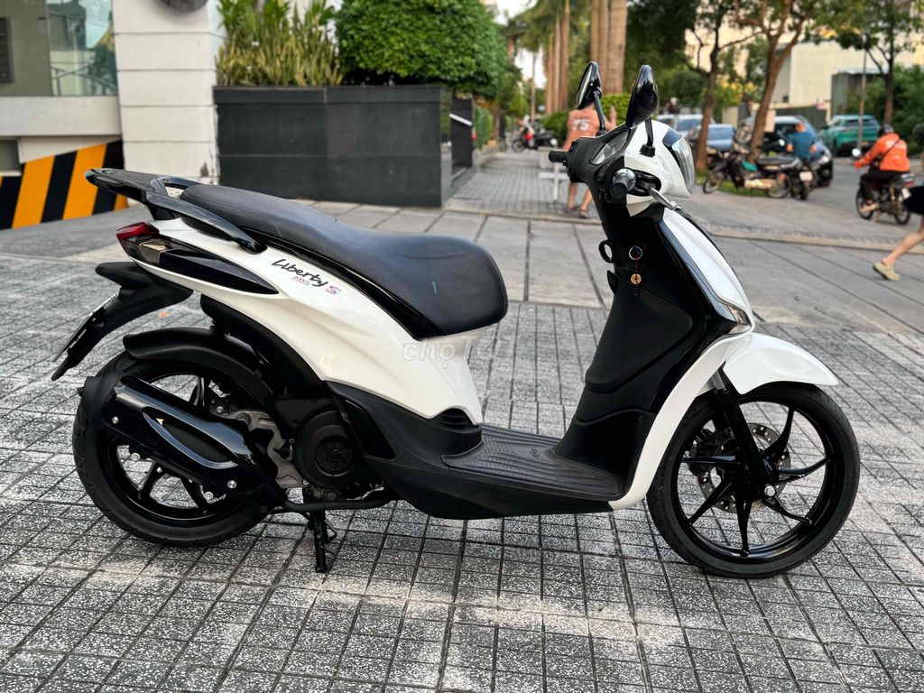 💥💥 Libety 2016 iget Abs Bstp chính chủ xe đẹp. Mua bán Xe máy tại Quận 7 Tp Hồ Chí Minh được đăng bởi Cửa Hàng Xe Máy Hoàng Hưng Q7 hình 5